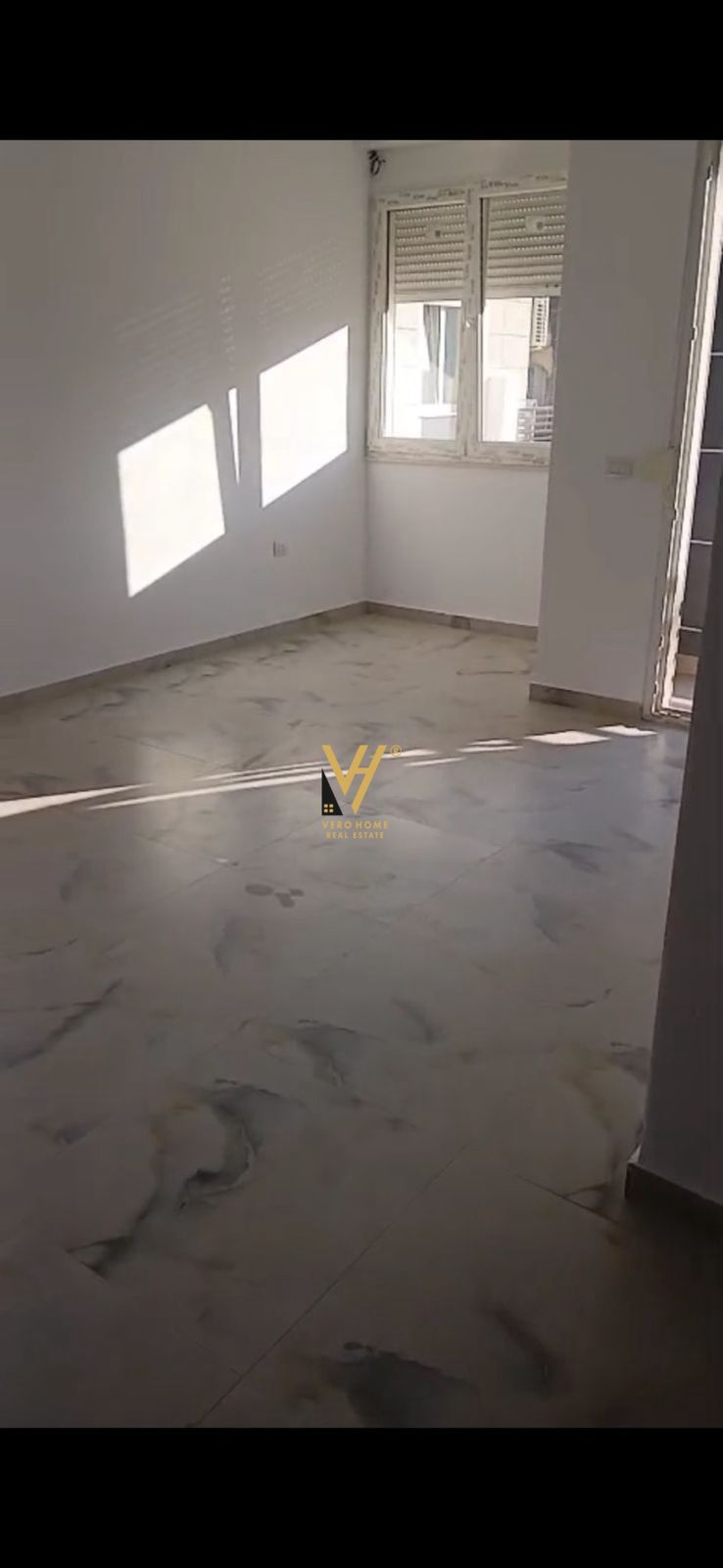 ZYRE 95 M2 ME QIRA TE NDRE MJEDA 60.000 LEKE