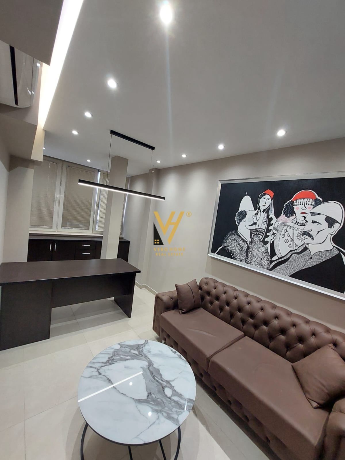 ZYRE 25 M2 ME QERA TE MYSLYM SHYRI 60.000 LEKE