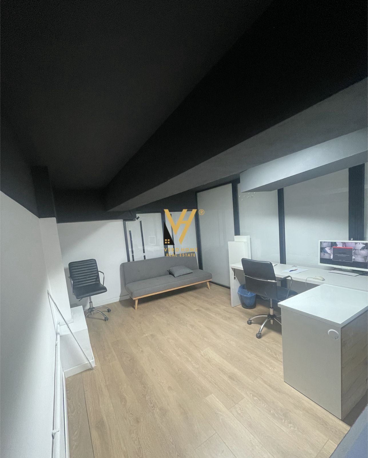 DYQAN 141 M2 ME QIRA TE 5 MAJI 1.100 EURO