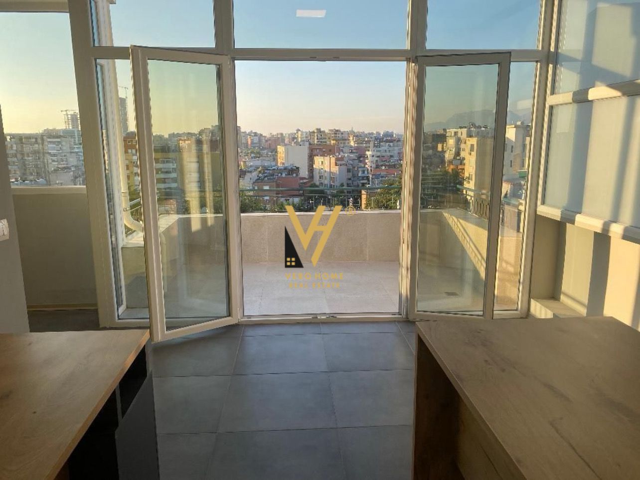 ZYRE 100 M2 ME QERA TE LICEU ARTISTIK 500 EURO