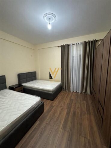 2+1+BLK ME QERA TE KODRA E PRIFTIT 600 EURO