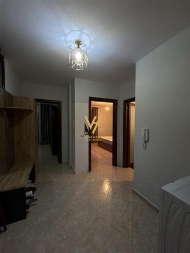 2+1+BLK ME QERA TE KODRA E PRIFTIT 550 EURO