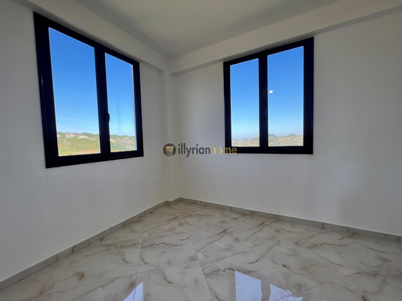 Jepet me qira Shtepi Private 2 Katëshe, “Vishaj”,