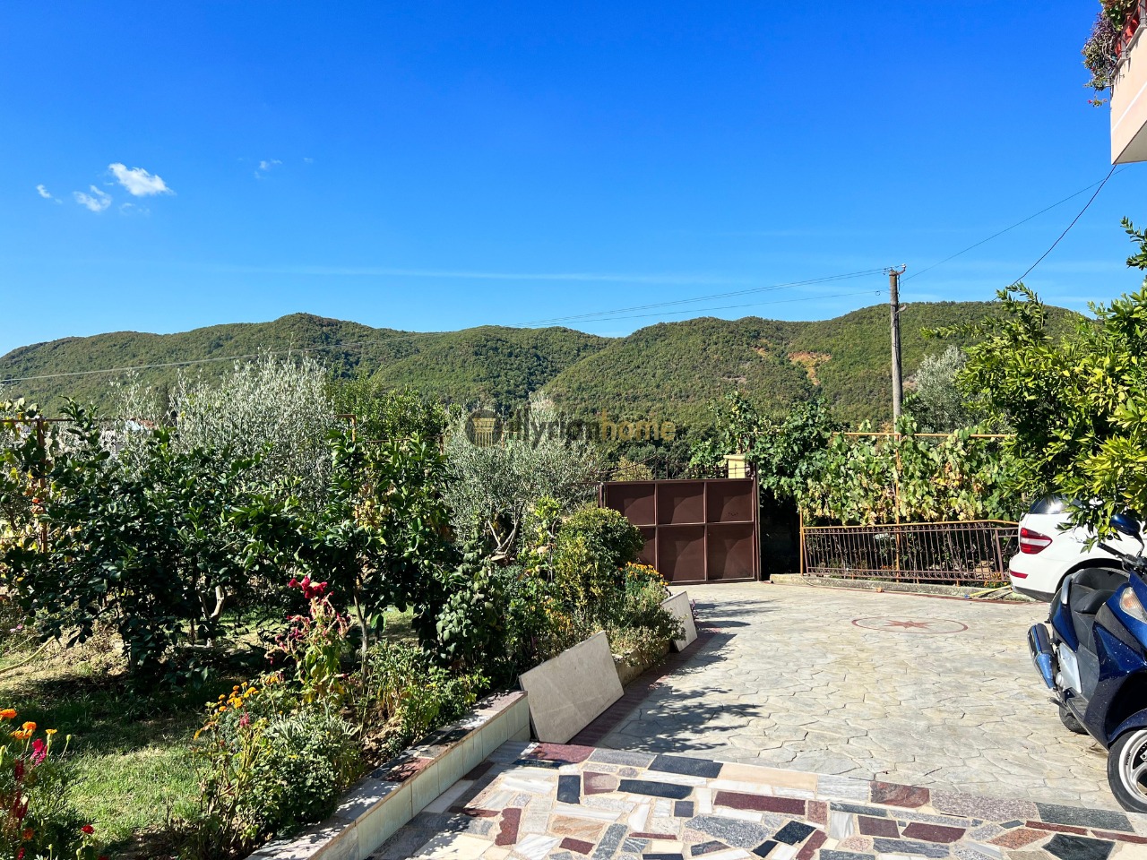 Jepet me qira Shtepi Private 2 Katëshe, “Vishaj”,