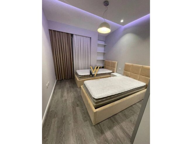 3+1+2+3BLK ME QERA TE KODRA E DIELLIT 1.400 EURO