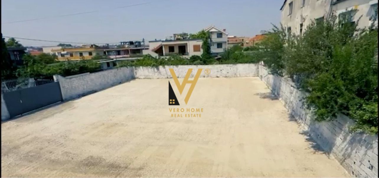 AMBIENT 600 M2 TEK ISH SHESHI SHQIPONJA 500 EURO