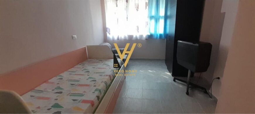 2+1+BLK ME QERA TEK OXHAKU 500 EURO