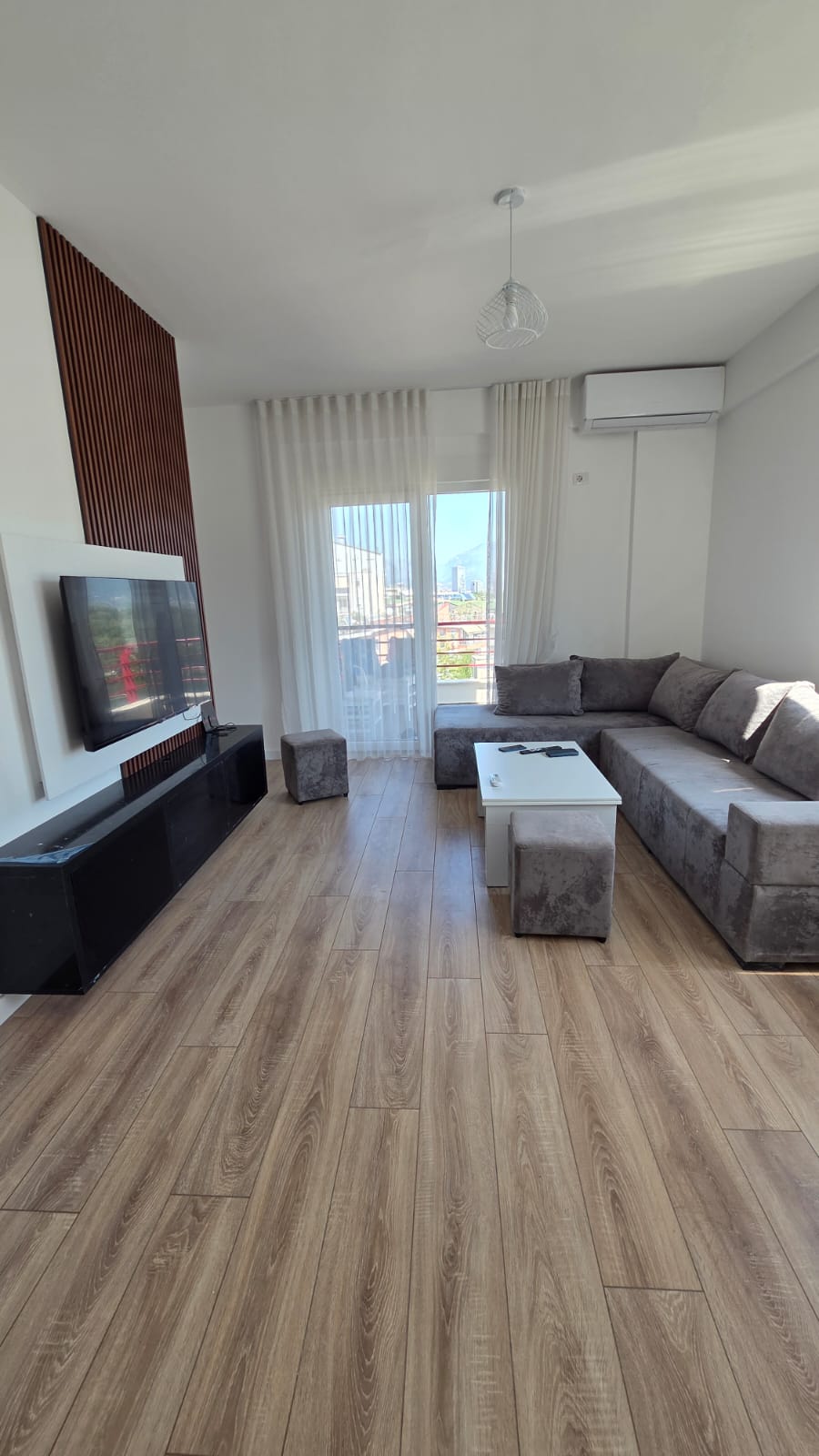Apartament 2+1 Liqnei i thate, i mobiluar