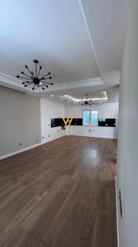 VILE E BASHKANGJITUR ME QIRA NE FARKE 1.800 EURO