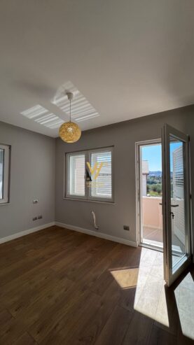 VILE E BASHKANGJITUR ME QIRA NE FARKE 1.800 EURO