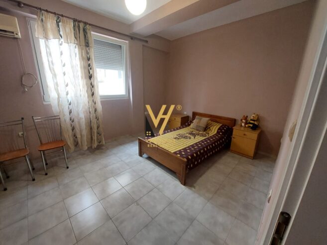 VILE TRE KATESHE TE RRUGA E ELBASANIT 1.200 EURO