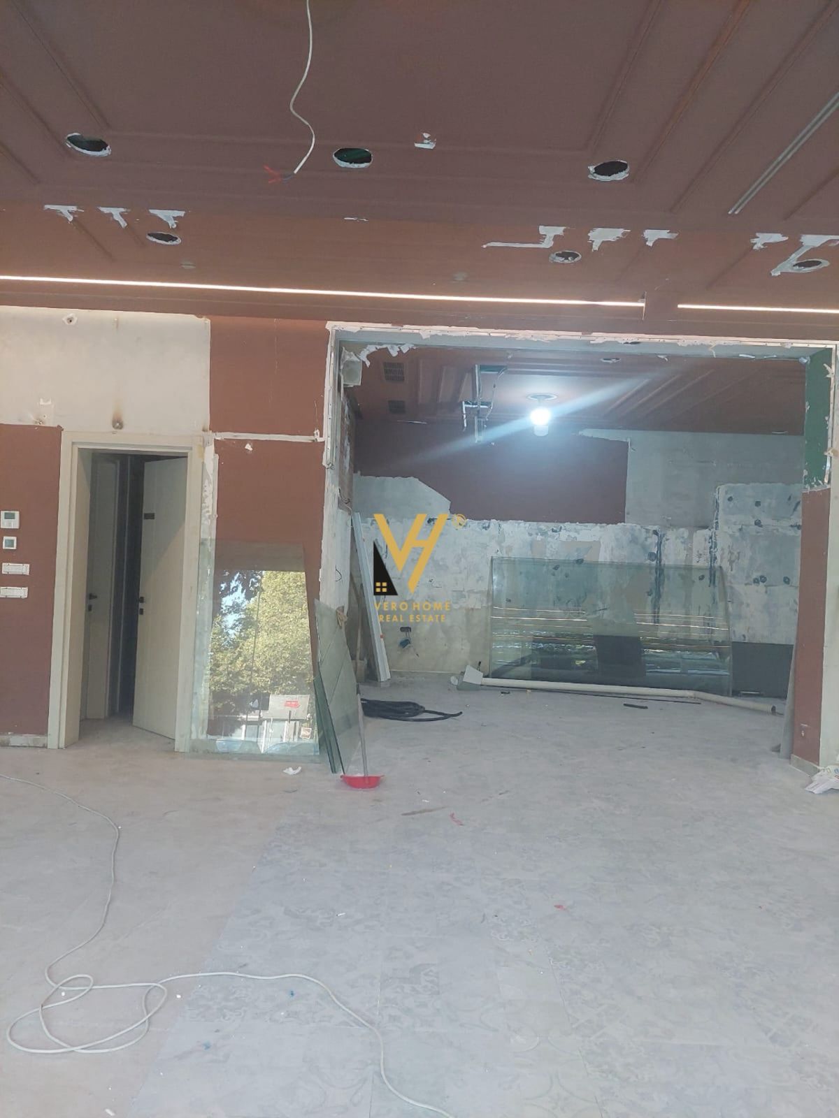 DYQAN 230 M2 TE PALLATI ME SHIGJETA 1.700 EURO