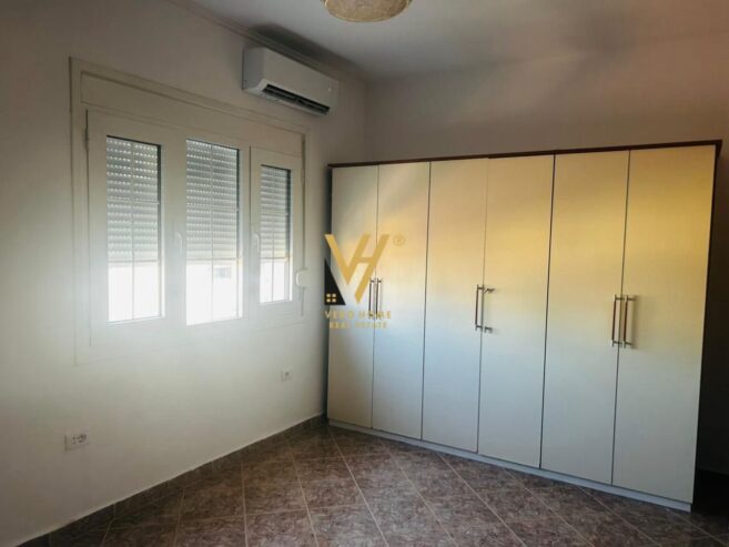 2+1 ME QERA TE FERIT XHAJKO 600 EURO