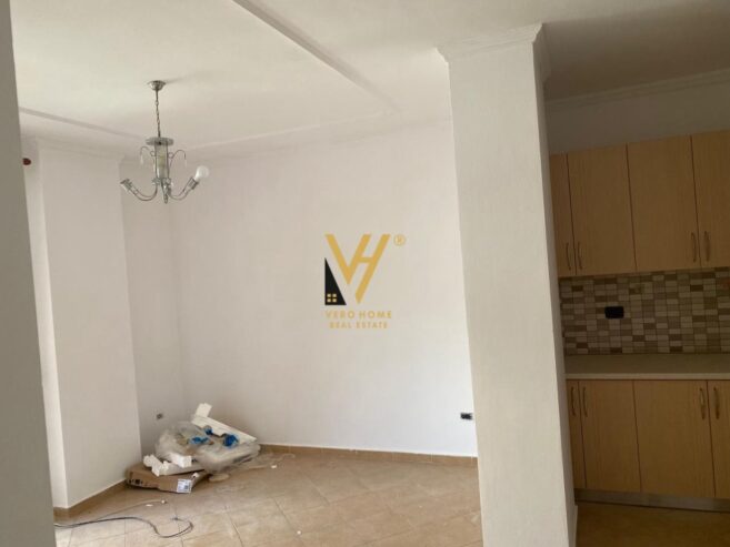 ZYRE 90 M2 ME QIRA TE PAZARI I RI 500 EURO