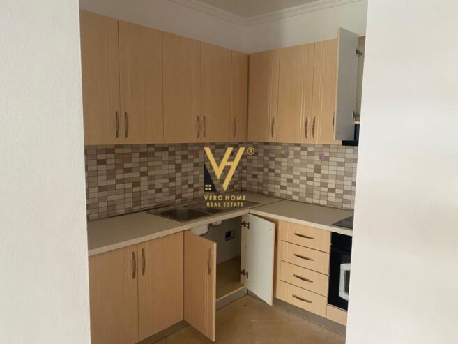 ZYRE 90 M2 ME QIRA TE PAZARI I RI 500 EURO