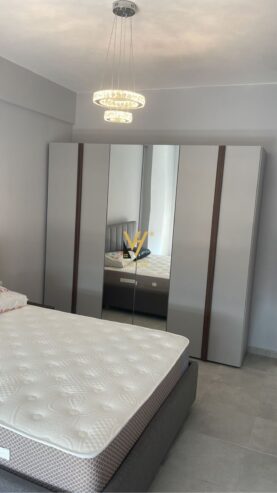 2+1+2+BLK ME QERA TE MARTENITETI I RI 700 EURO