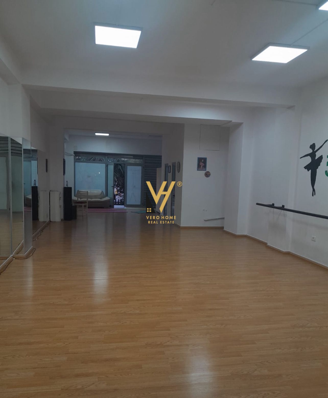 DYQAN 110 M2 ME QIRA NE ISH MISTO MAME 60.000 LEKE