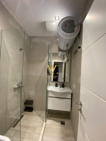 2+1 ME QIRA 21 DHJETORI 700 EURO