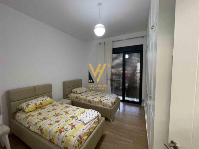 2+1+BLK ME QERA PRANE AKU, SELITE 800 EURO