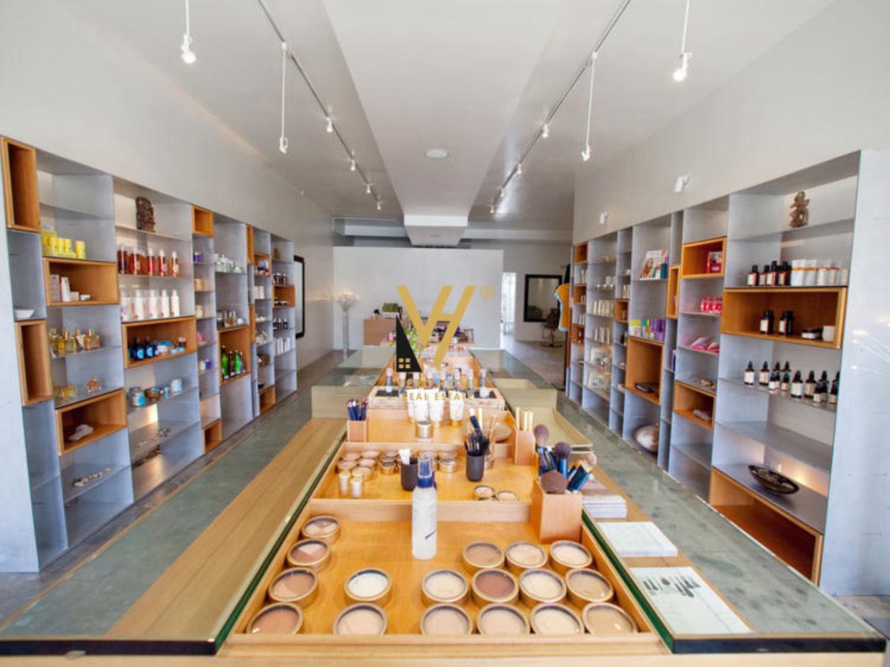 DYQAN 40 M2 TE MUHAMET GJOLLESHA 400.000 EURO