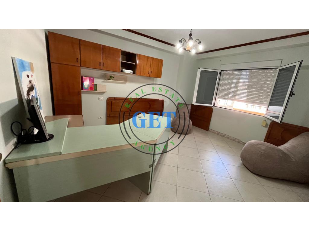 Qira, Apartament 2+1+2, Ish-Urt, Durres!