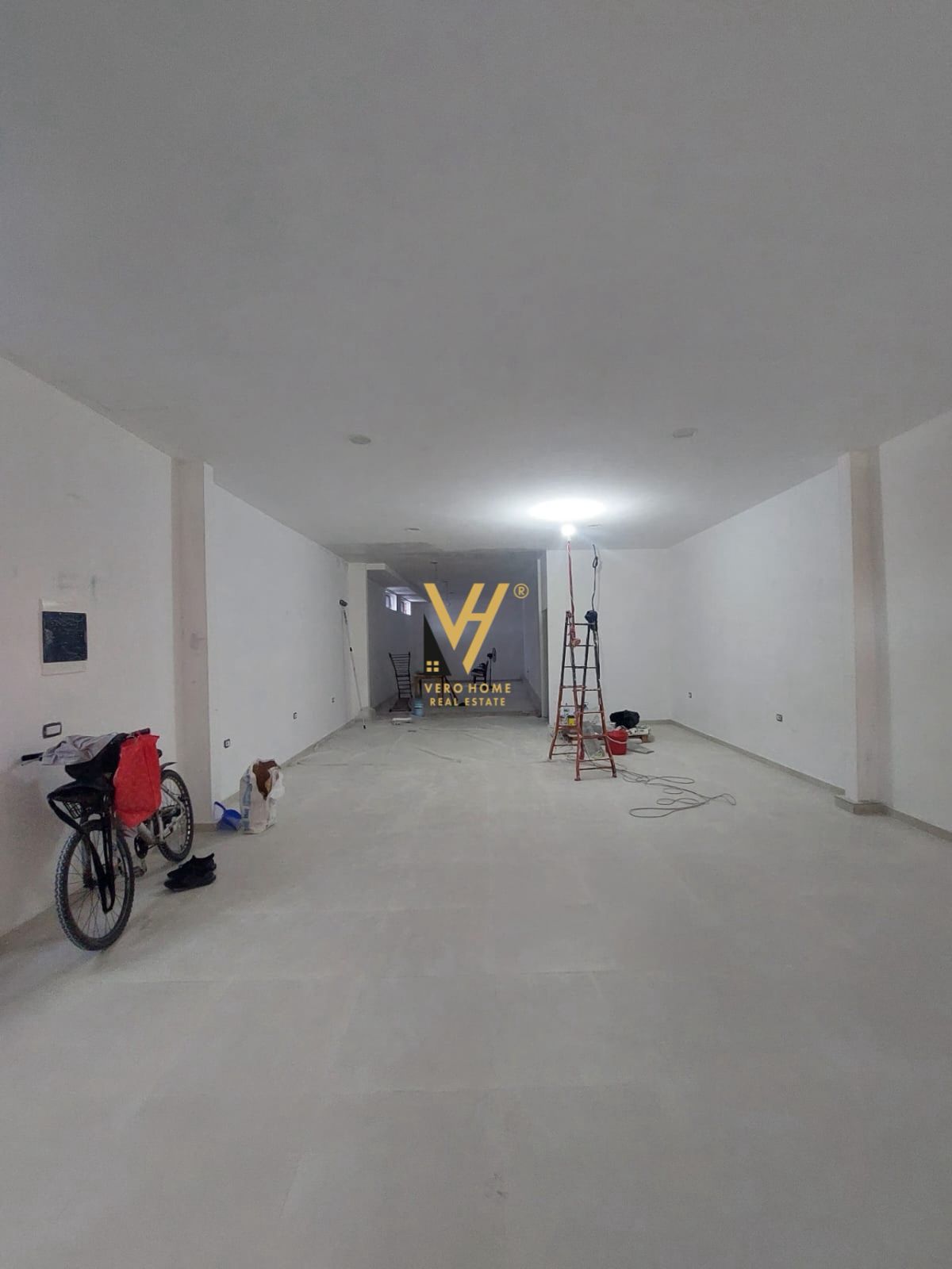 DYQAN 110 M2 ME QERA TE NISHARAKU 2.500 EURO