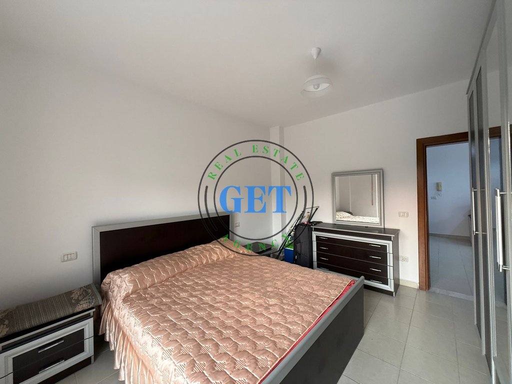 Jepet me Qira, Apartament 2+1 në Golem, Durres