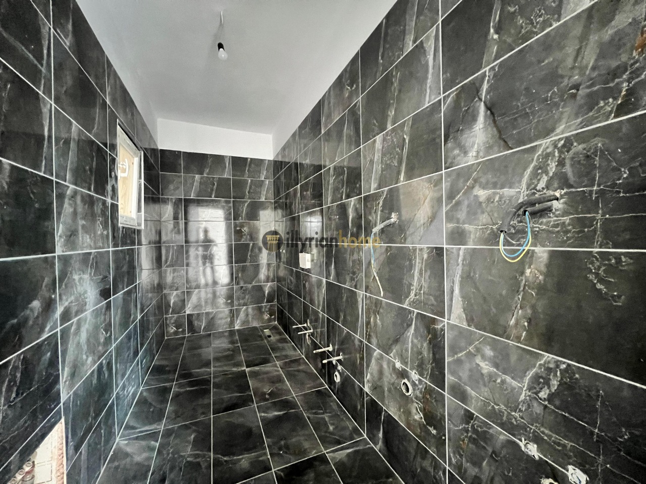 Shitet Apartament 2+1+Ballkon, Kompleksi “Bermon”,