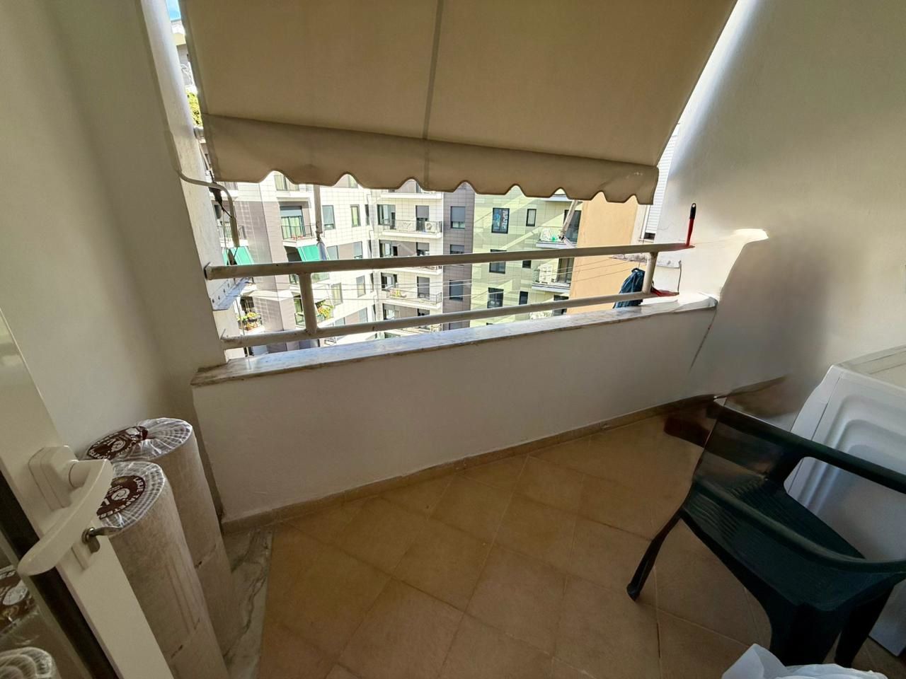 Apartament per qira 1+1 te Rruga e Kosovareve