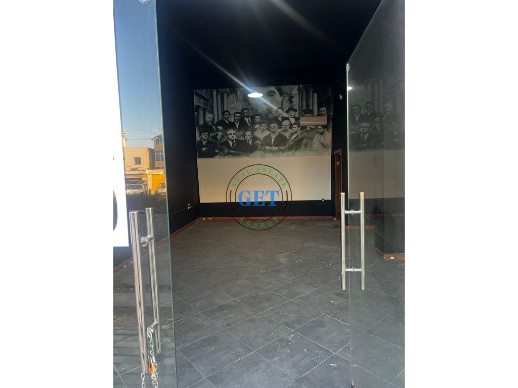 Jepet me qira, Ambient Biznesi ,Perballe Galaktikut, Durrës