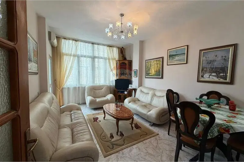 Apartament per qira