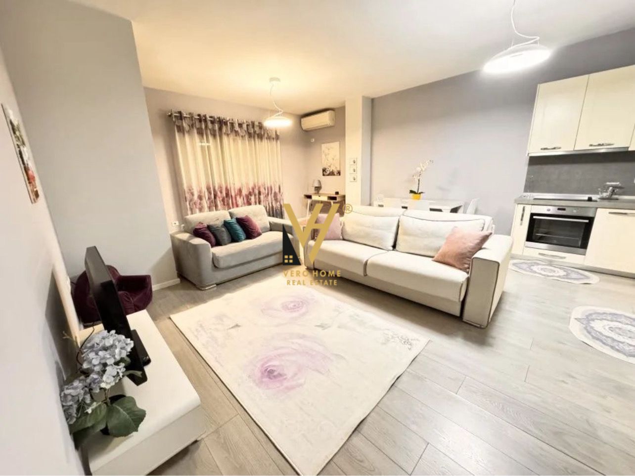 JEPET APARTAMENT 1+1 ME QERA TE JORDAN MISJA 570 EURO