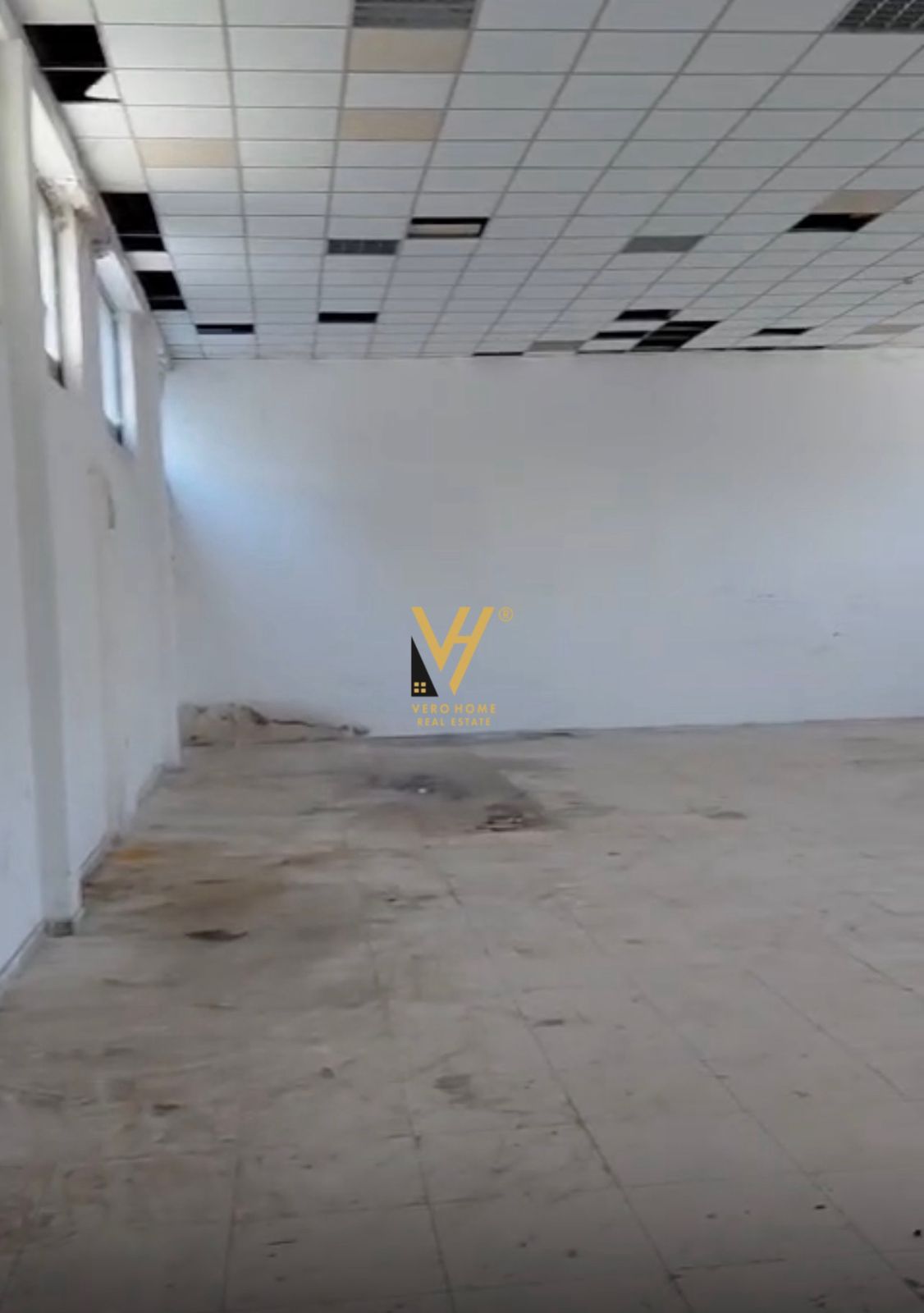 JEPET MAGAZINE 800 M2 ME QERA NE MISTO MAME 350.000 LEKE