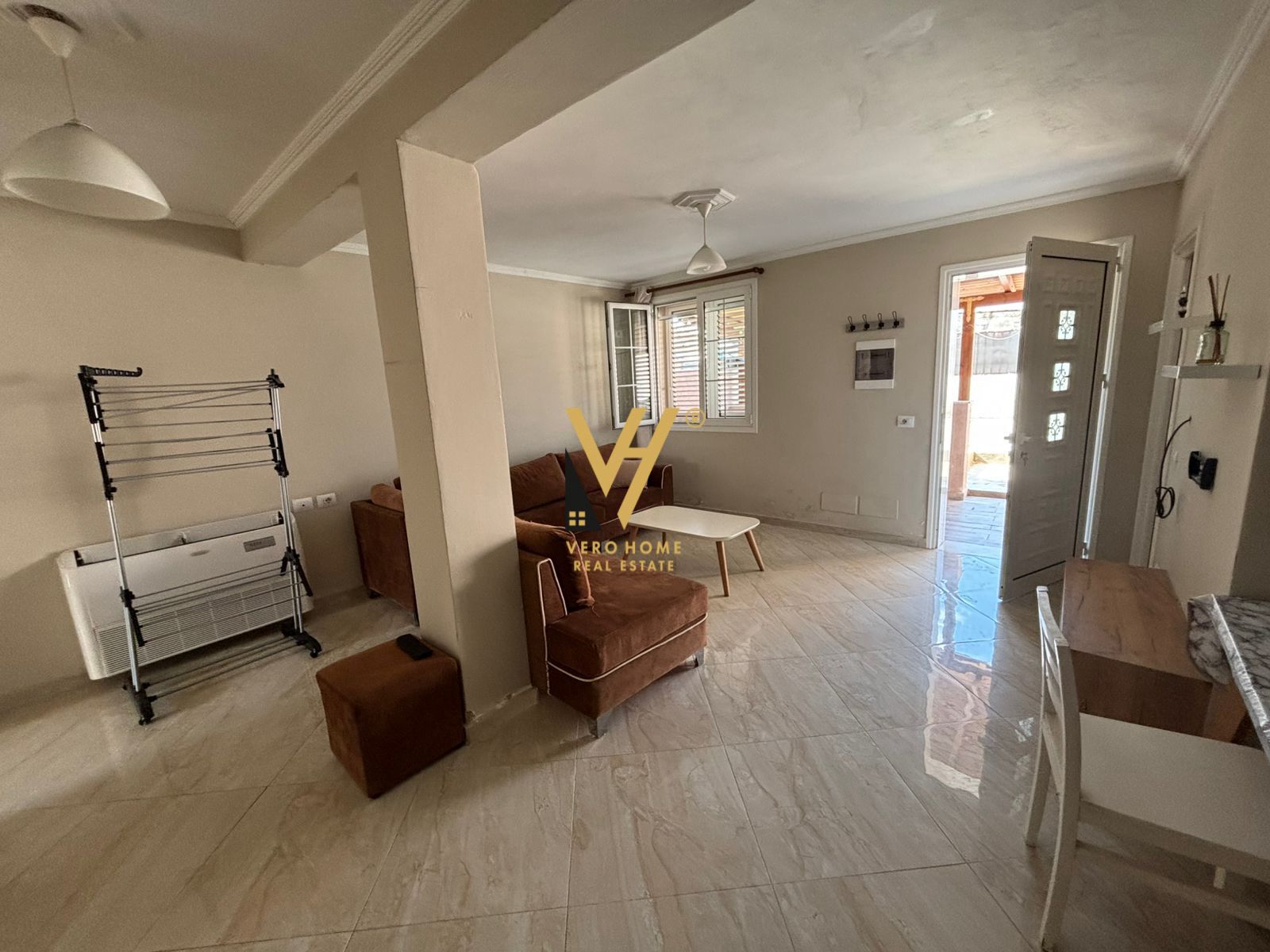 JEPET SHTEPI PRIVATE ME QERA NE SAUK I VJETER 55.000 LEKE