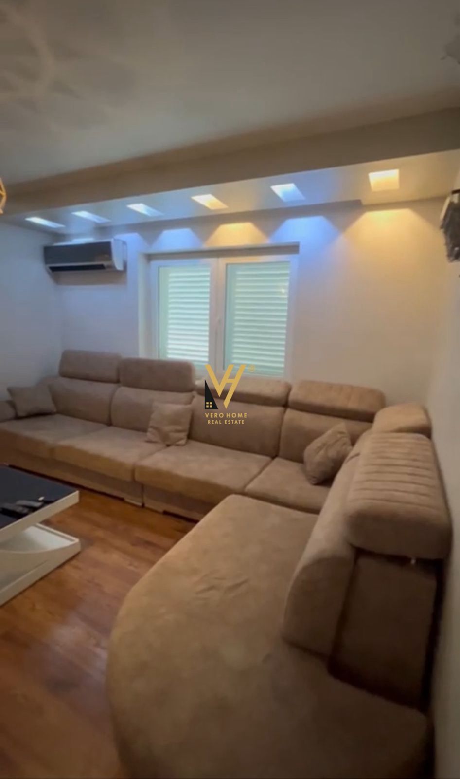 JEPET APARTAMENT 2+1+2 ME QERA TE RR.MARGARITA TUTULANI 100.000 LEKE