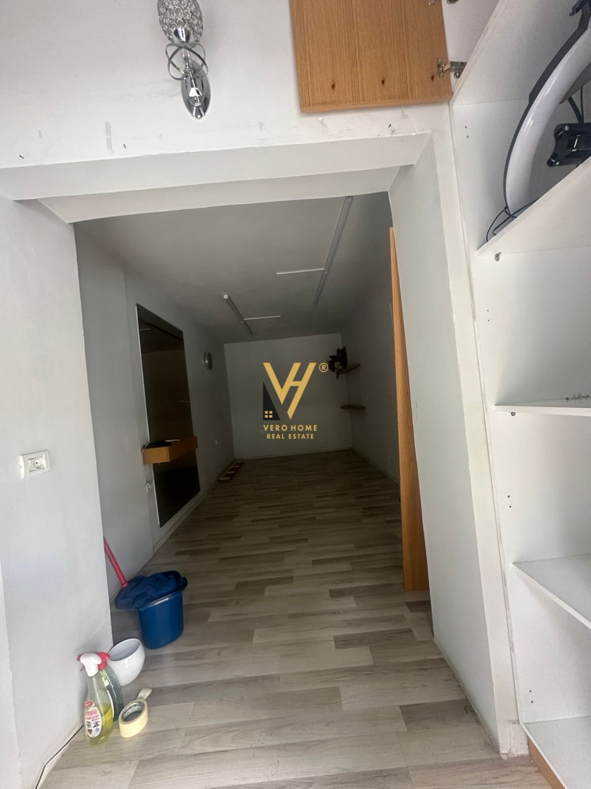 JEPET DYQAN 23 M2 ME QIRA TE STADIUMI DINAMO 350 EURO