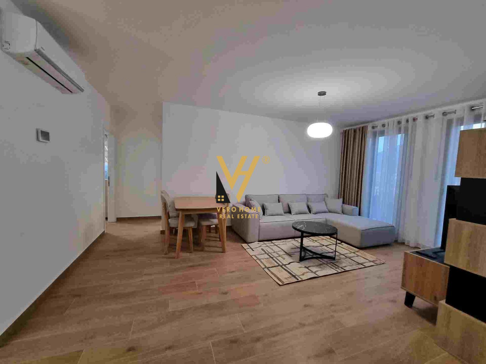 SHITET APARTAMENT 2+1+BLK TE KOM.ZIRKON, QSUT 220.000 EURO