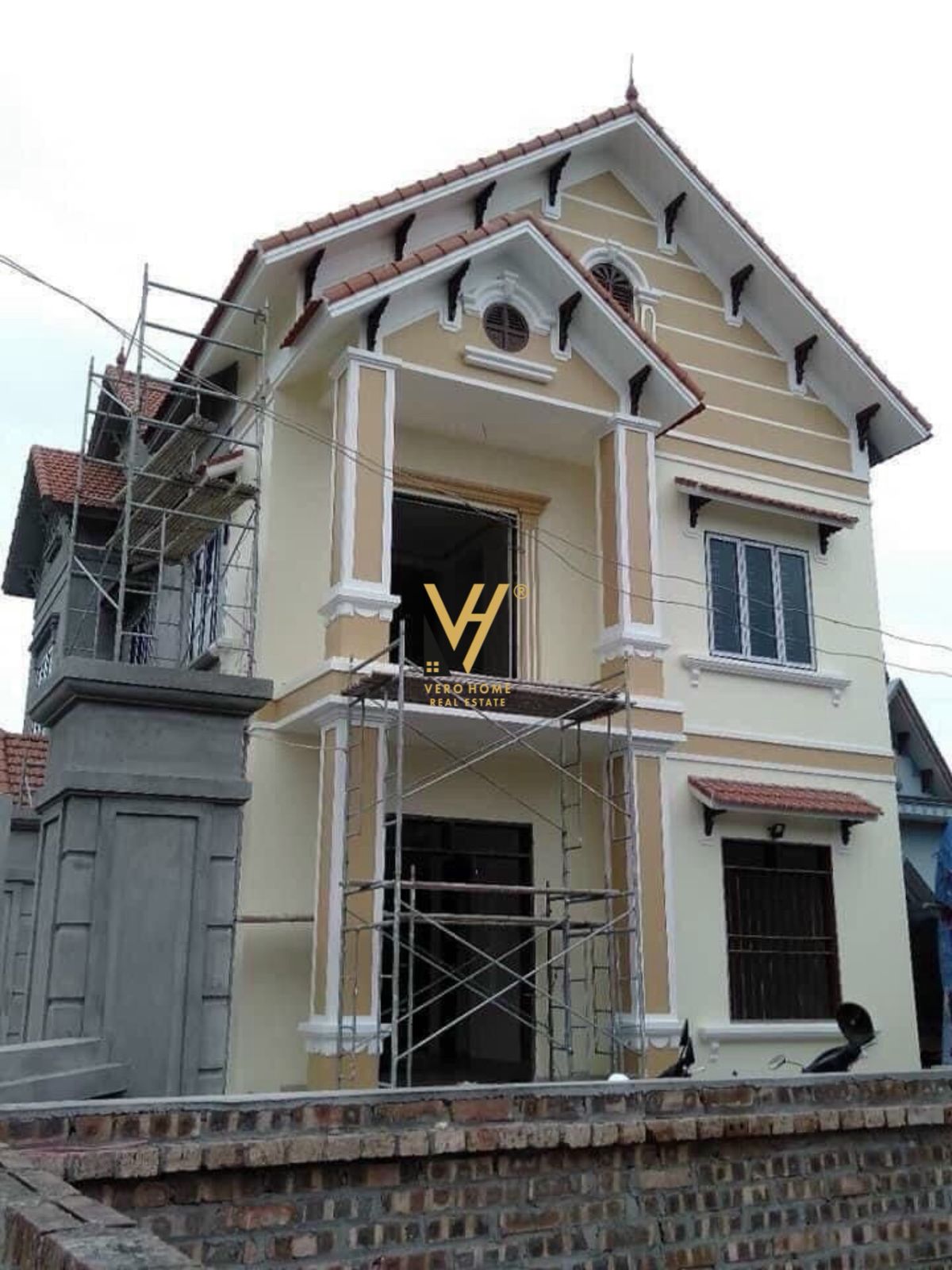 SHITET OBJEKT 3 KATESH NE SAUK 474.000 EURO