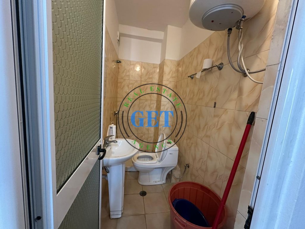 Jepet me qira, Apartament 2+1+2 tualate +2 ballkone Plazh “Antalya”, Durrës