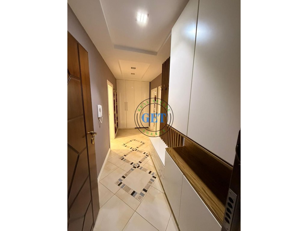 Jepet me qira Apartament 2+1+2, Pallati i Sportit, Durrës