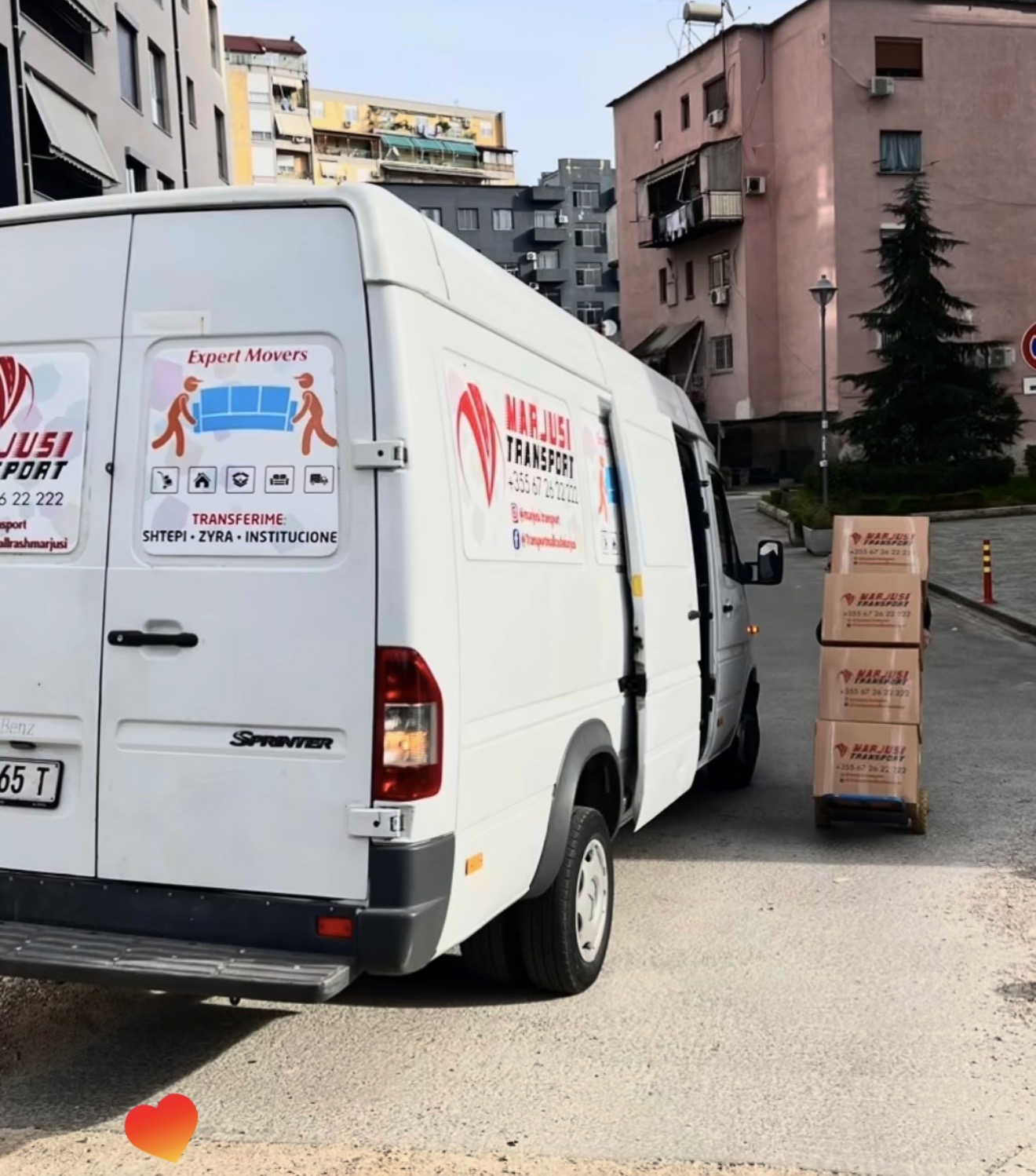 Transport mallrash shtepi zyre vile