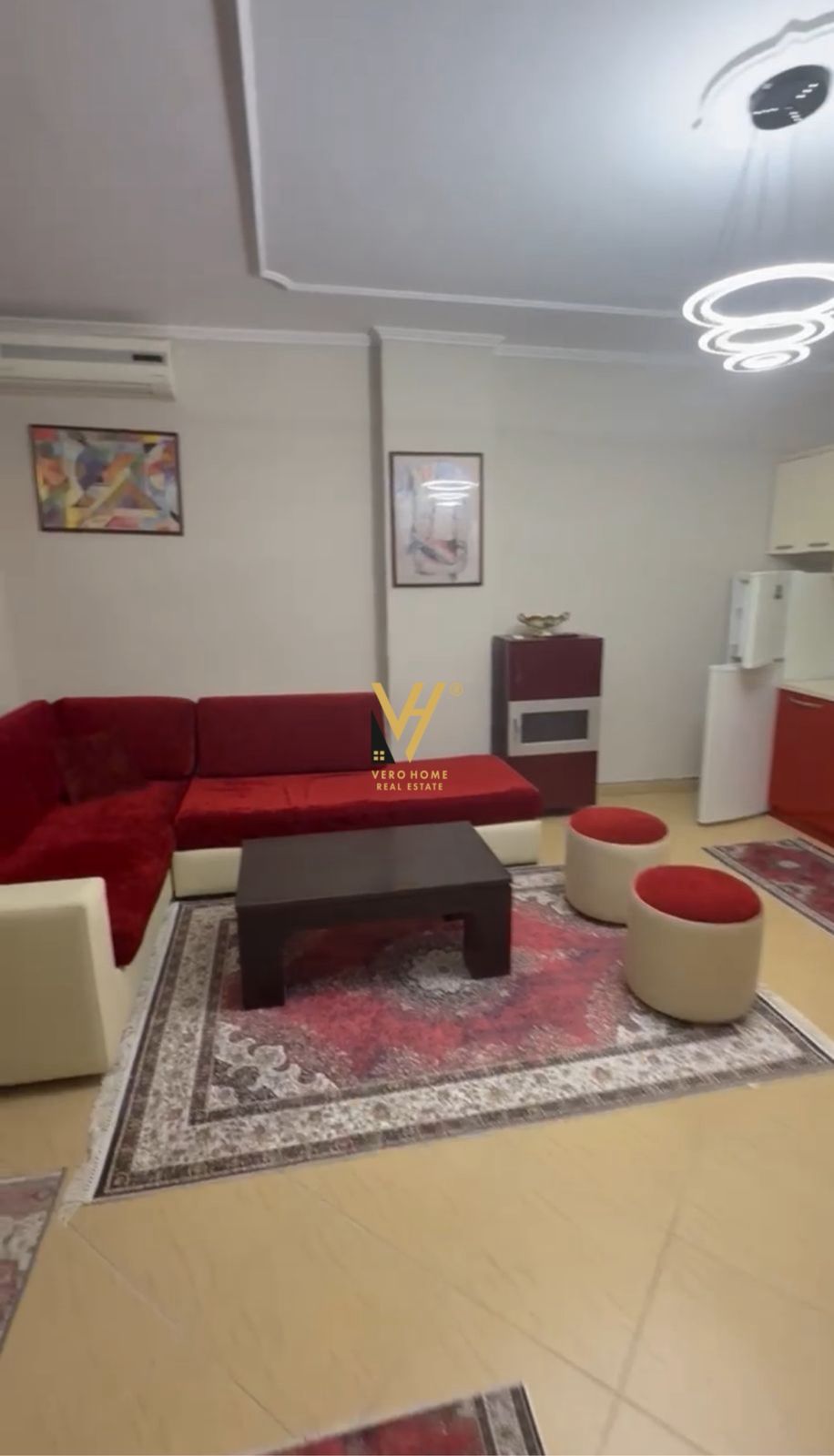 JEPET APARTAMENT 2+1 ME QERA NE ASTIR 45.000 LEKE