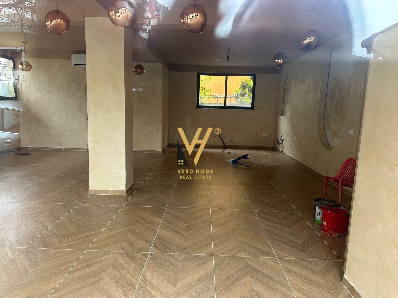 JEPET DYQAN 100 M2 ME QERA NE SELITE 800 EURO