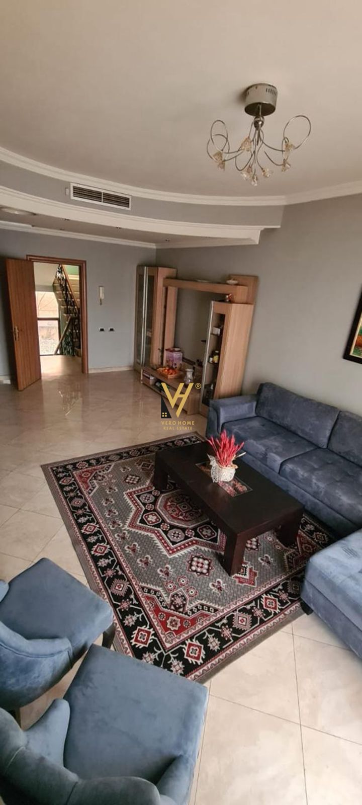 JEPET VILE TRE KATESHE ME QIRA TE RR. ISLAM ALLA 4.000 EURO