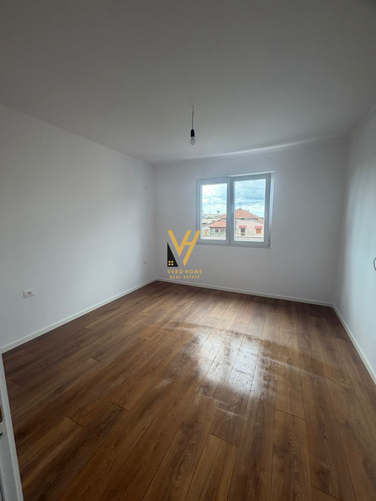 SHITET APARTAMENT 1+1+BLK NE PORECLAN 98.000 EURO