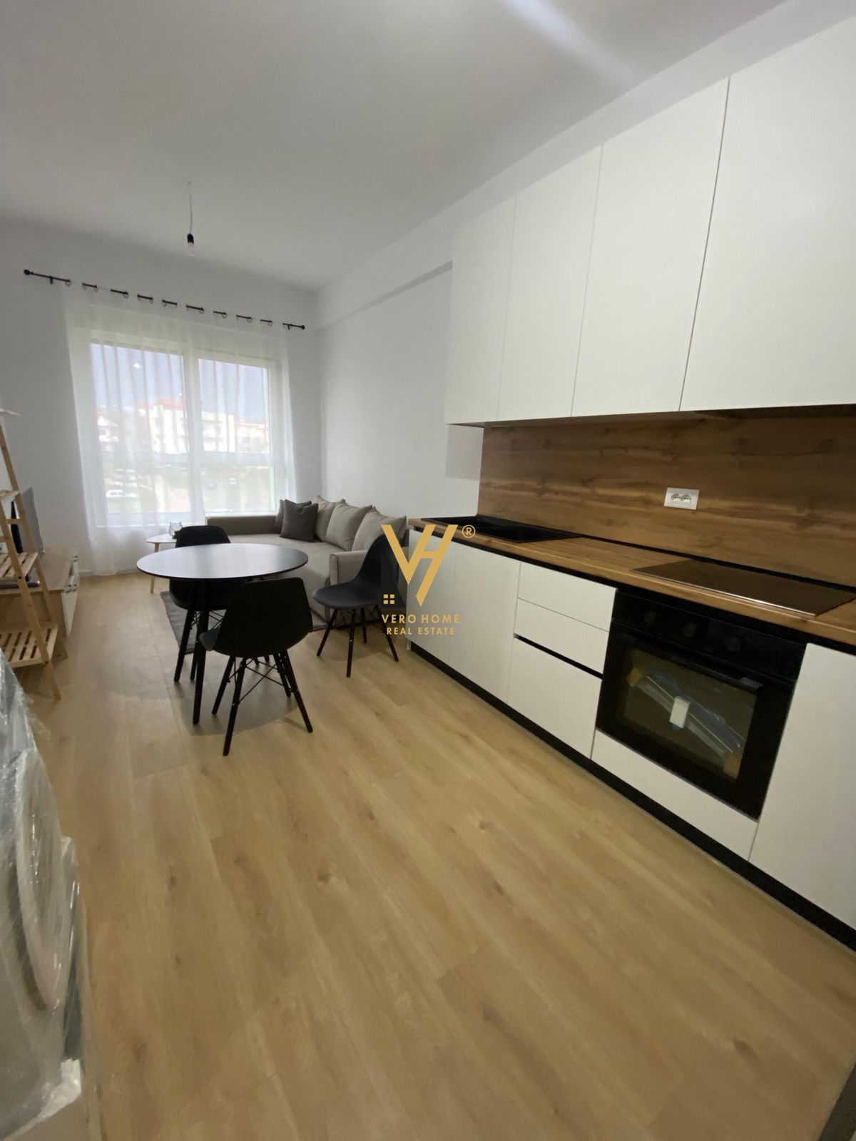 JEPET APARTAMENT 1+1+BLK ME QERA TE KADIU, ALI DEM 40.000 LEKE