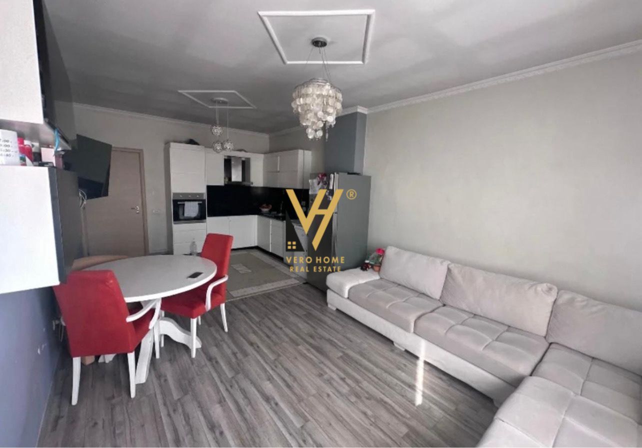 JEPET APARTAMENT 1+1+BLK ME QERA NE ASTIR 450 EURO