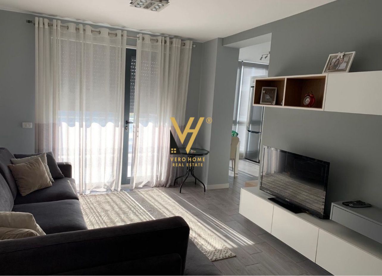 JEPET APARTAMENT 2+1+2+BLK ME QERA TE 5 MAJI 62.000 LEKE