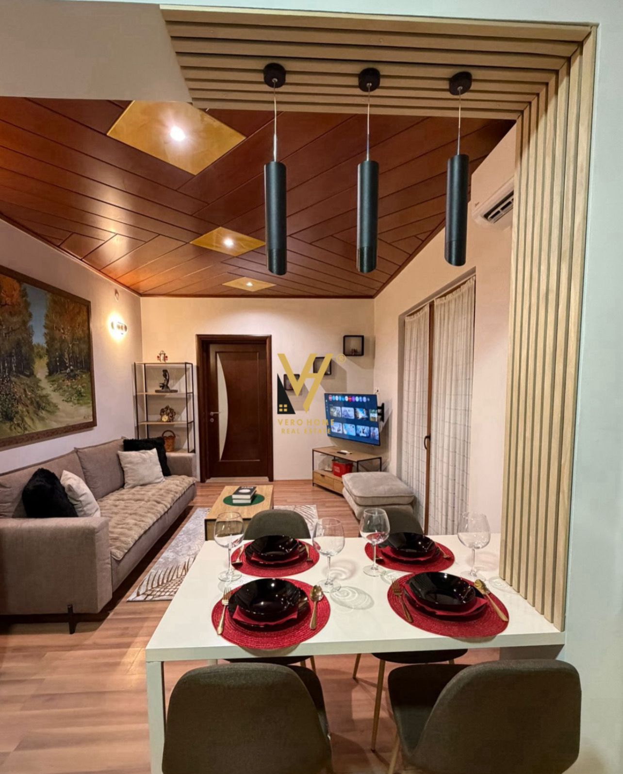 JEPET APARTAMENT 1+1+2BLK ME QIRA TE RR.KAVAJES 55.000 LEKE