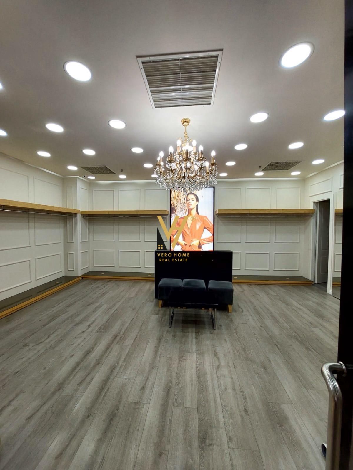 JEPET AMBIENT 64 M2 ME QERA TE GALERIA ETC 1.200 EURO